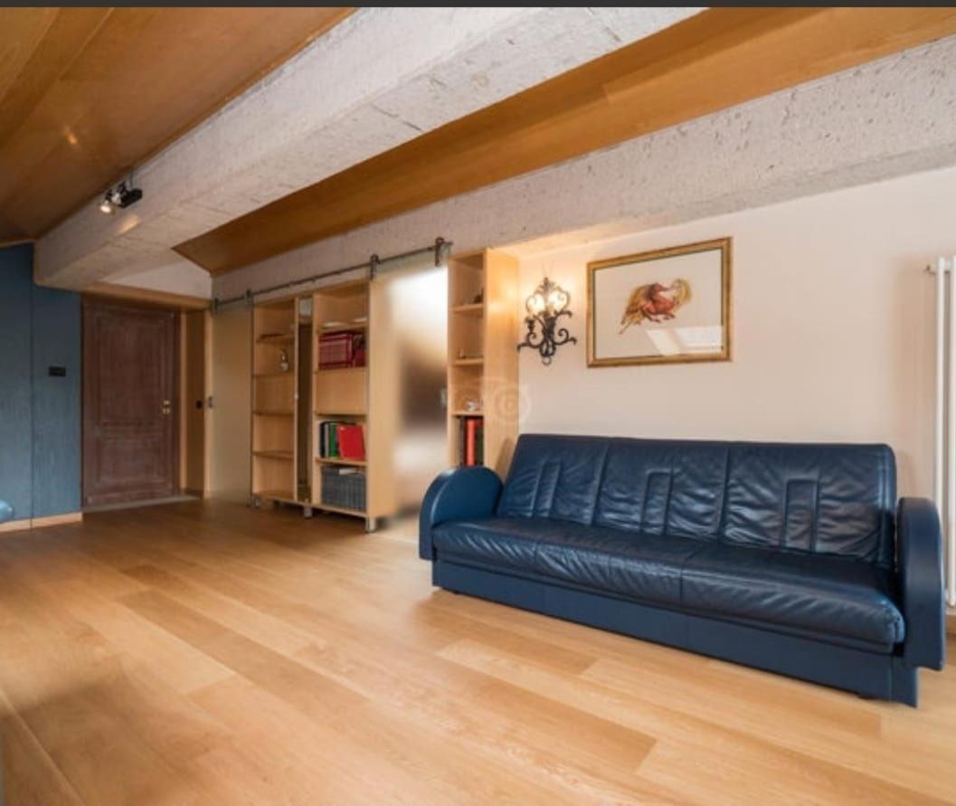 Suite with Balcony,1077327367:JPEG